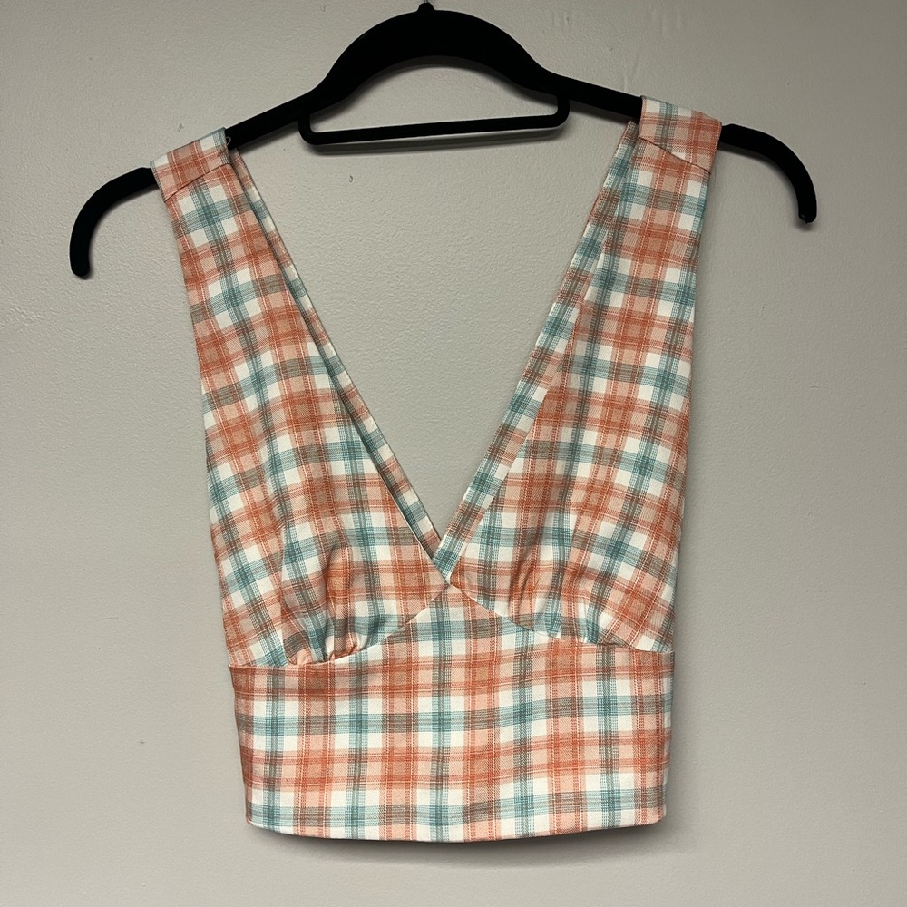 La Hearts Orange and White Sleeveless Crop Tank Top